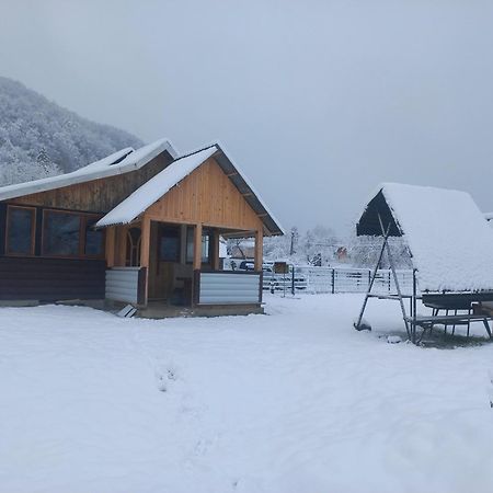 Садиба Федорчуків За Рікою1 Sheshory Exteriör bild
