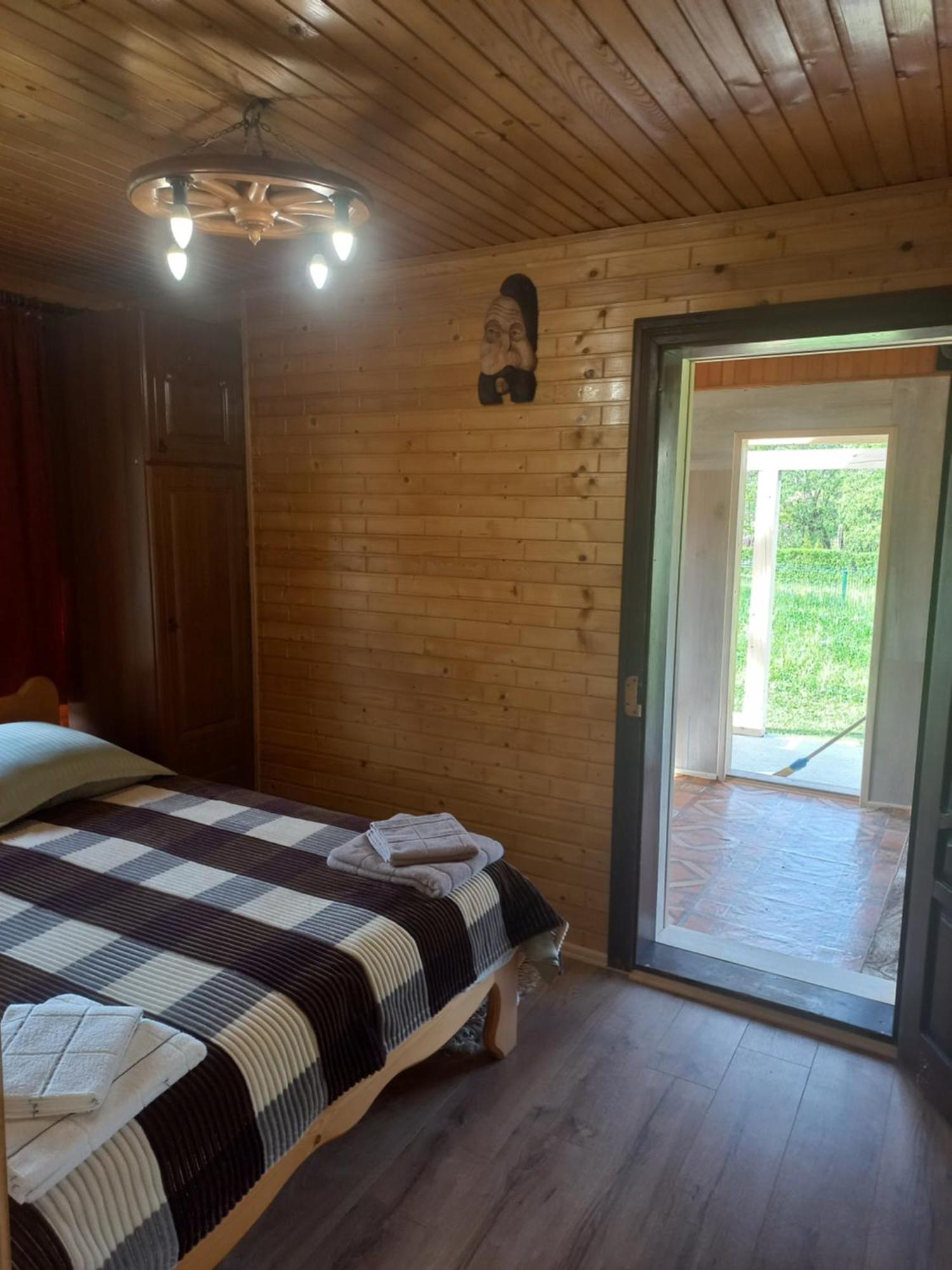 Садиба Федорчуків За Рікою1 Sheshory Exteriör bild